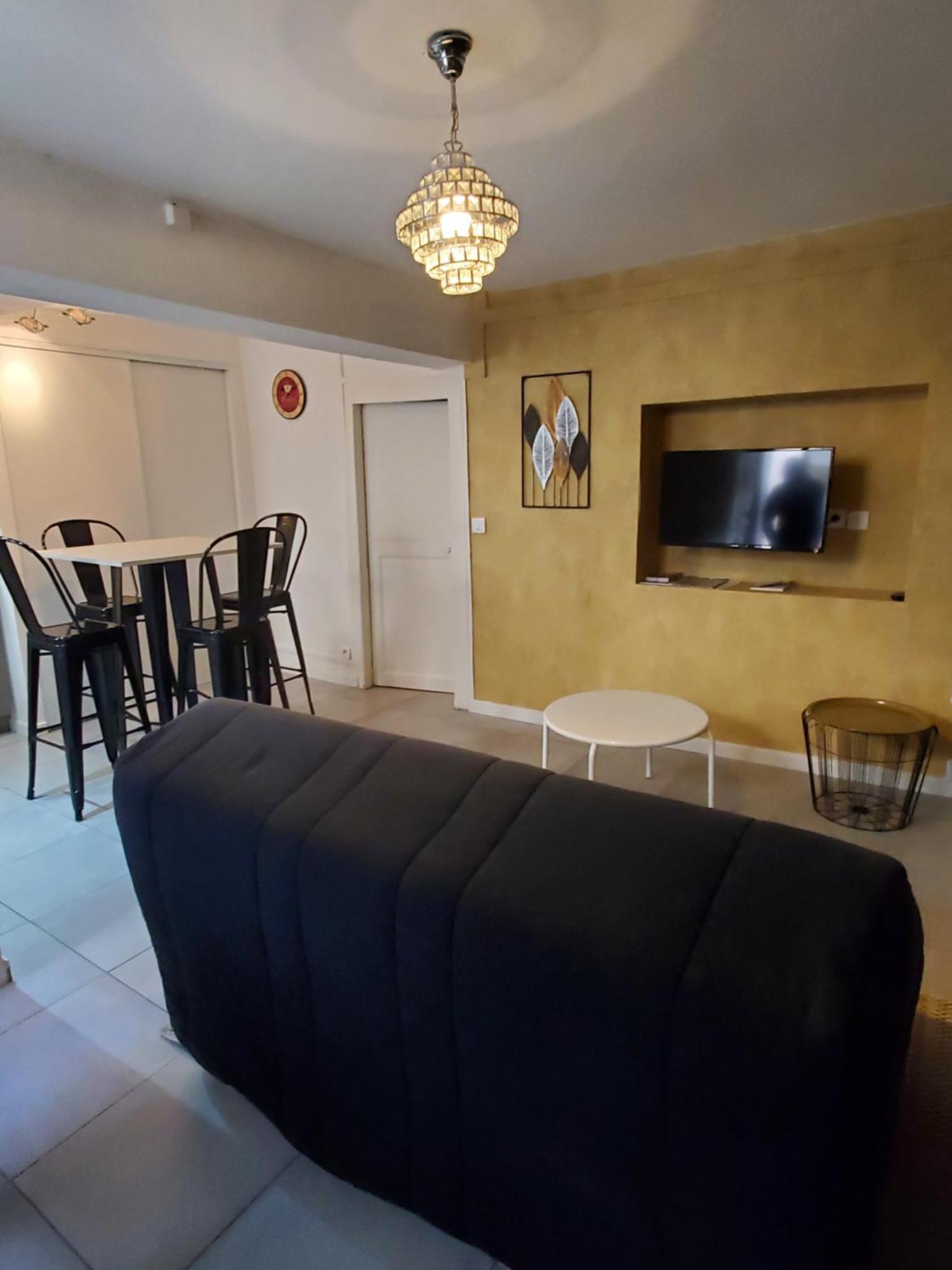 Republique Centre Apartment Carcassonne Ngoại thất bức ảnh