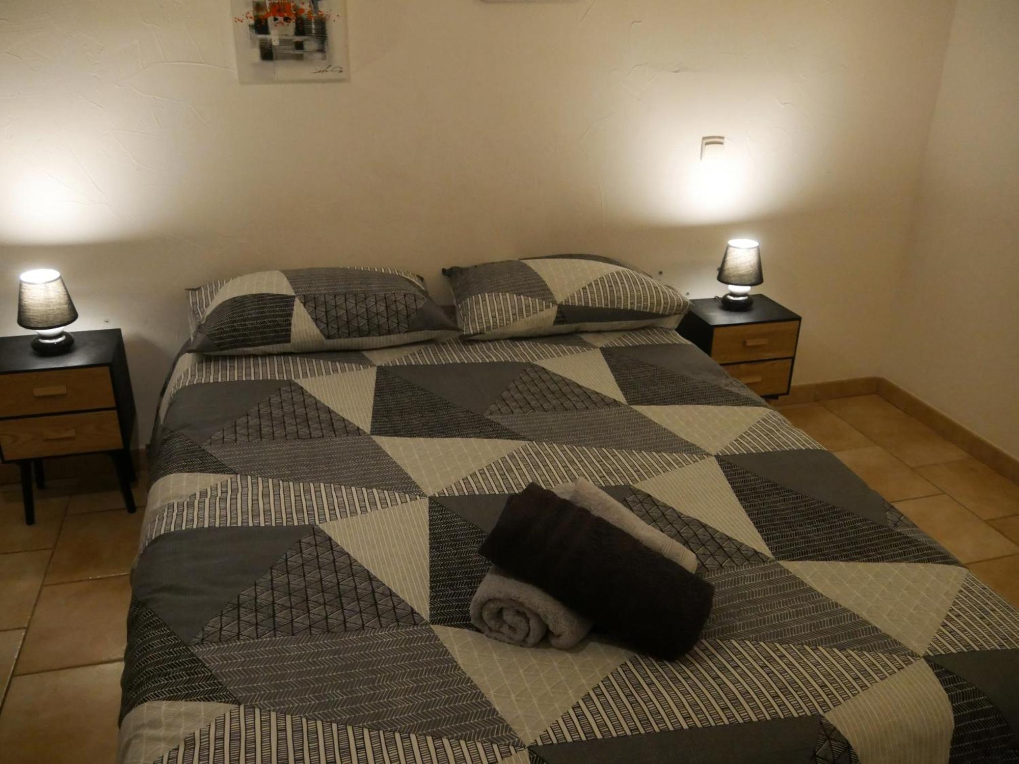 Republique Centre Apartment Carcassonne Ngoại thất bức ảnh